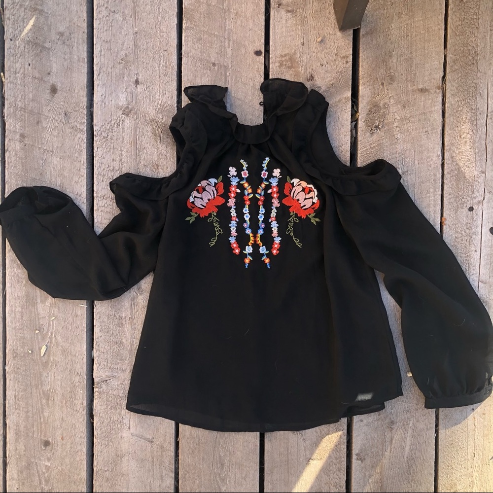 Black Embroidered Shirt • Small